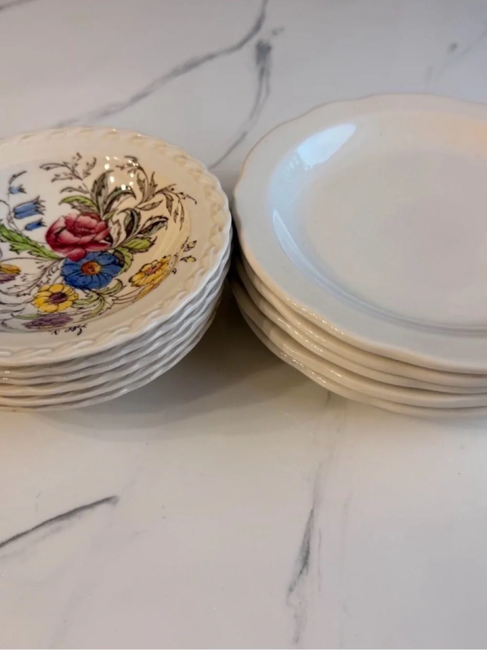 Vernon Kilns Mayflower Set of 8